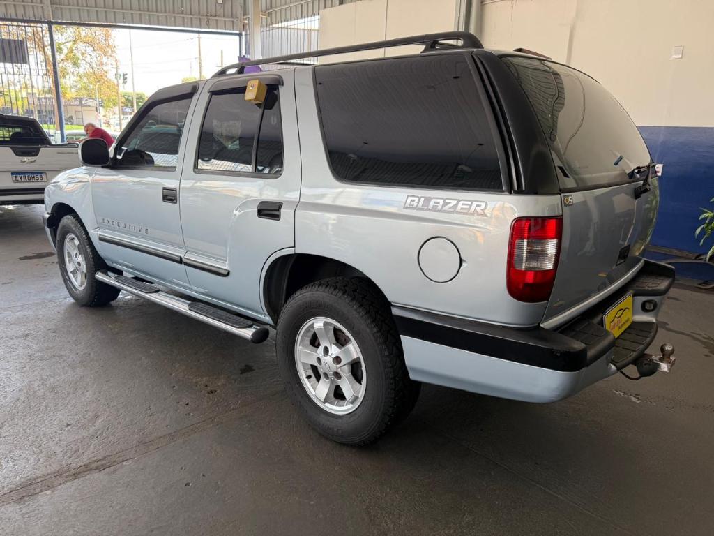 CHEVROLET Blazer - Foto