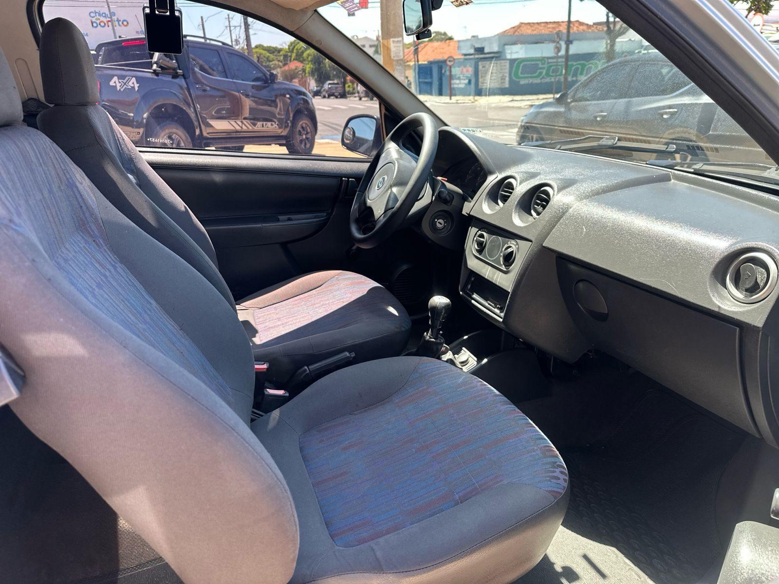 CHEVROLET Celta - Foto