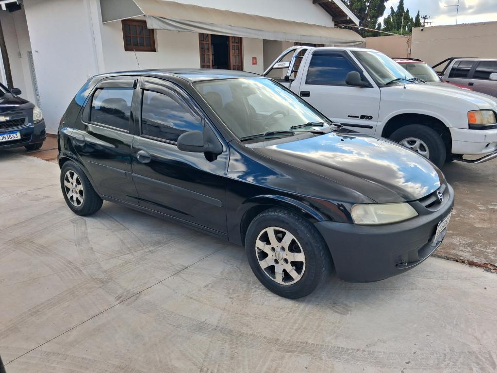 CHEVROLET Celta - Foto