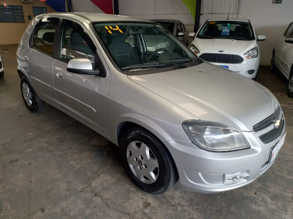 CHEVROLET Celta - Foto