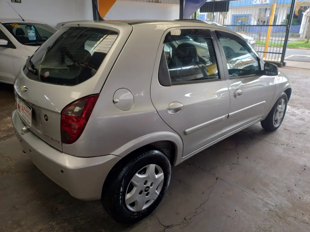 CHEVROLET Celta - Foto