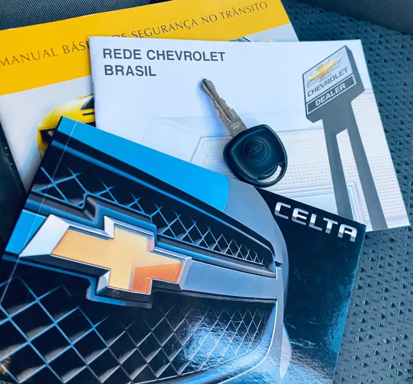 CHEVROLET Celta - Foto