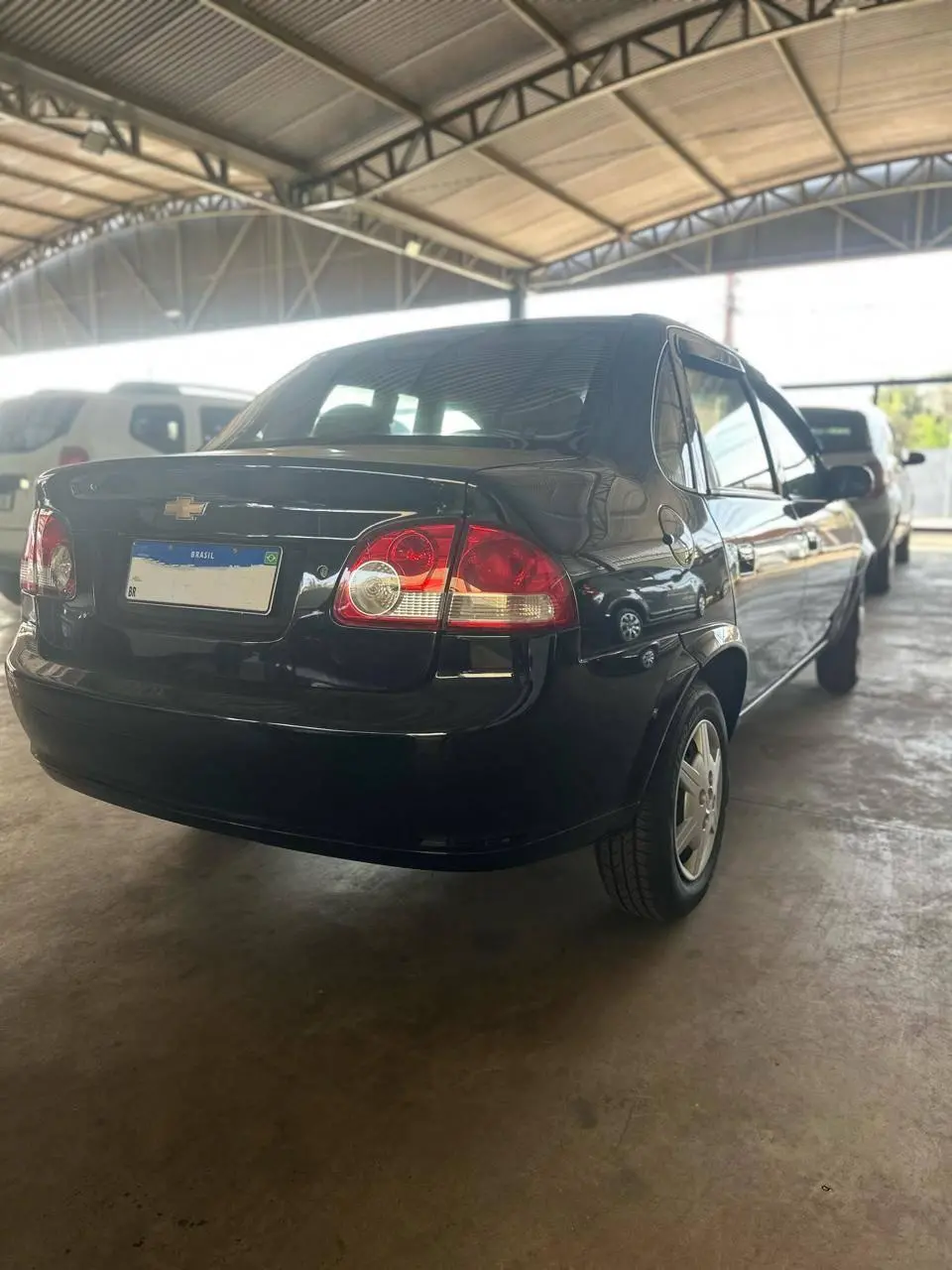 CHEVROLET Classic Sedan - Foto