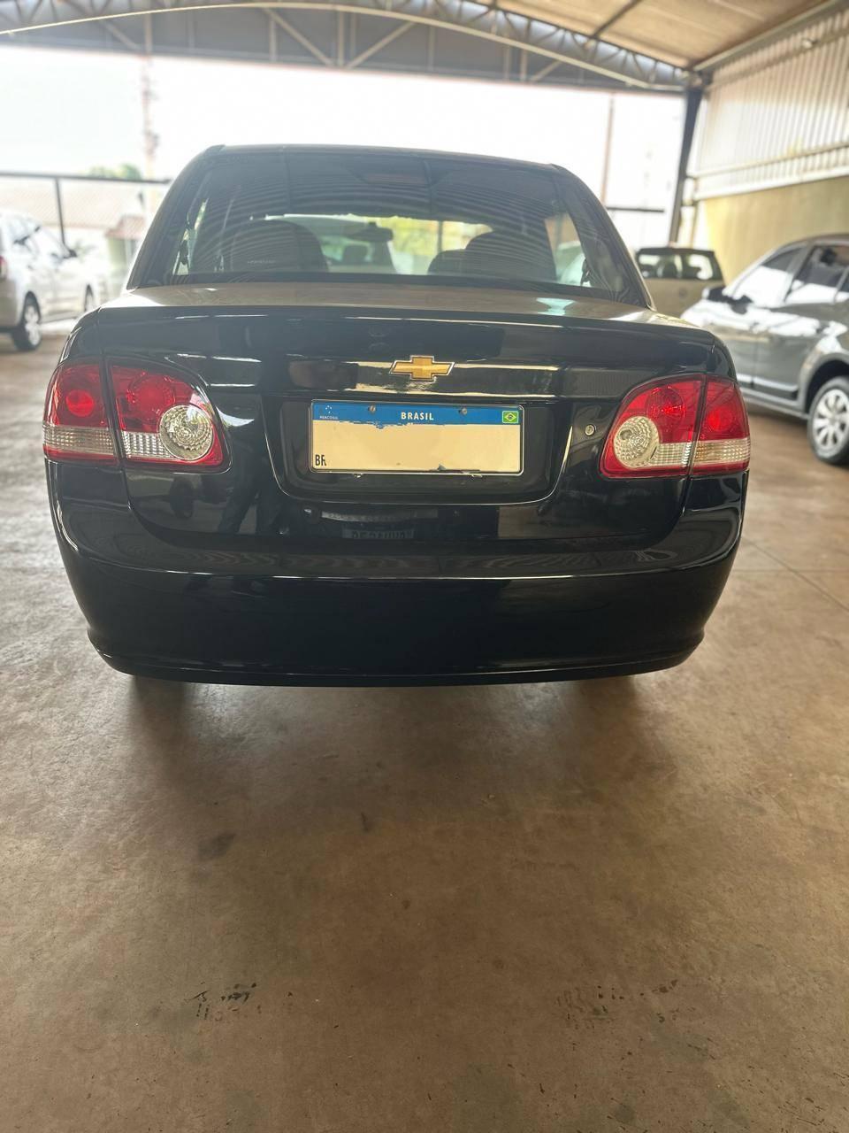 CHEVROLET Classic Sedan - Foto