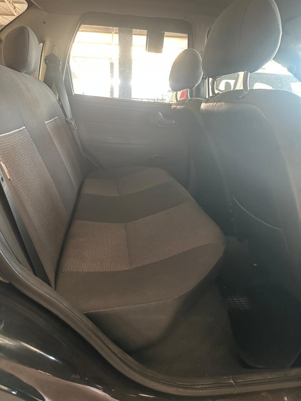 CHEVROLET Classic Sedan - Foto