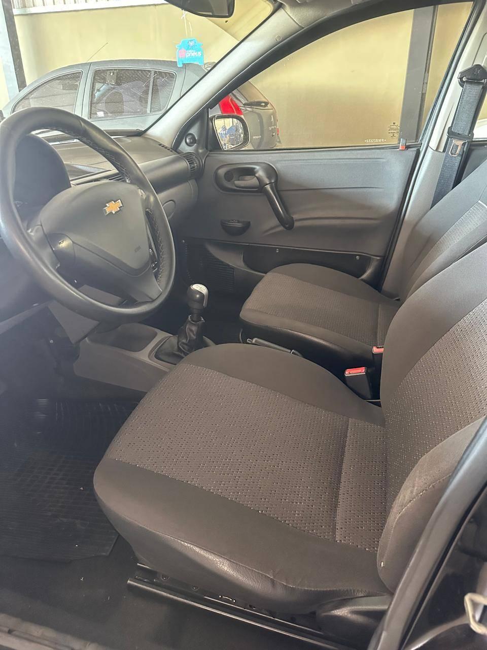 CHEVROLET Classic Sedan - Foto