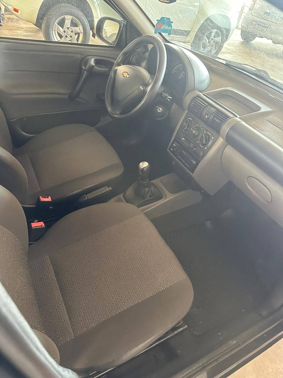 CHEVROLET Classic Sedan - Foto