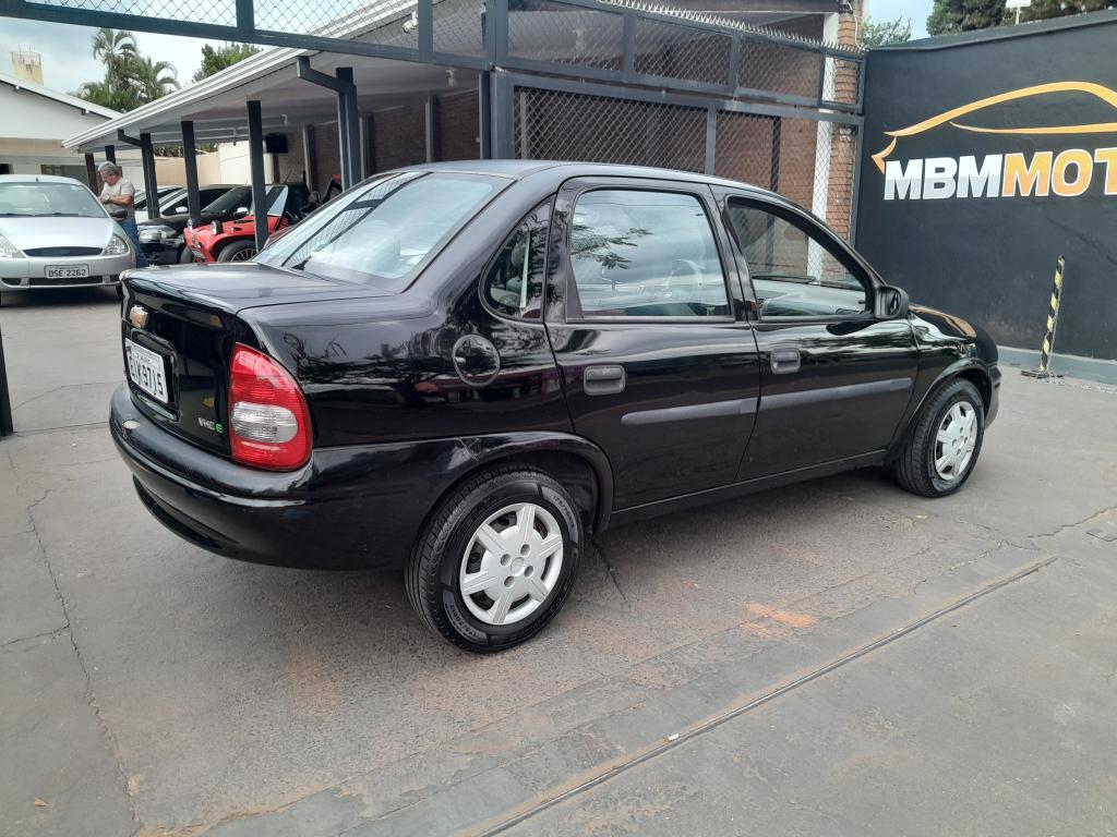 CHEVROLET Classic Sedan - Foto