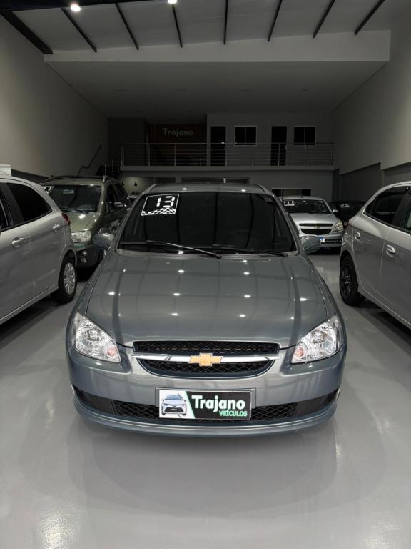 CHEVROLET Classic Sedan - Foto