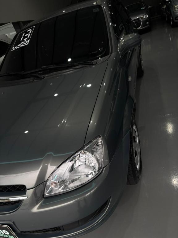 CHEVROLET Classic Sedan - Foto