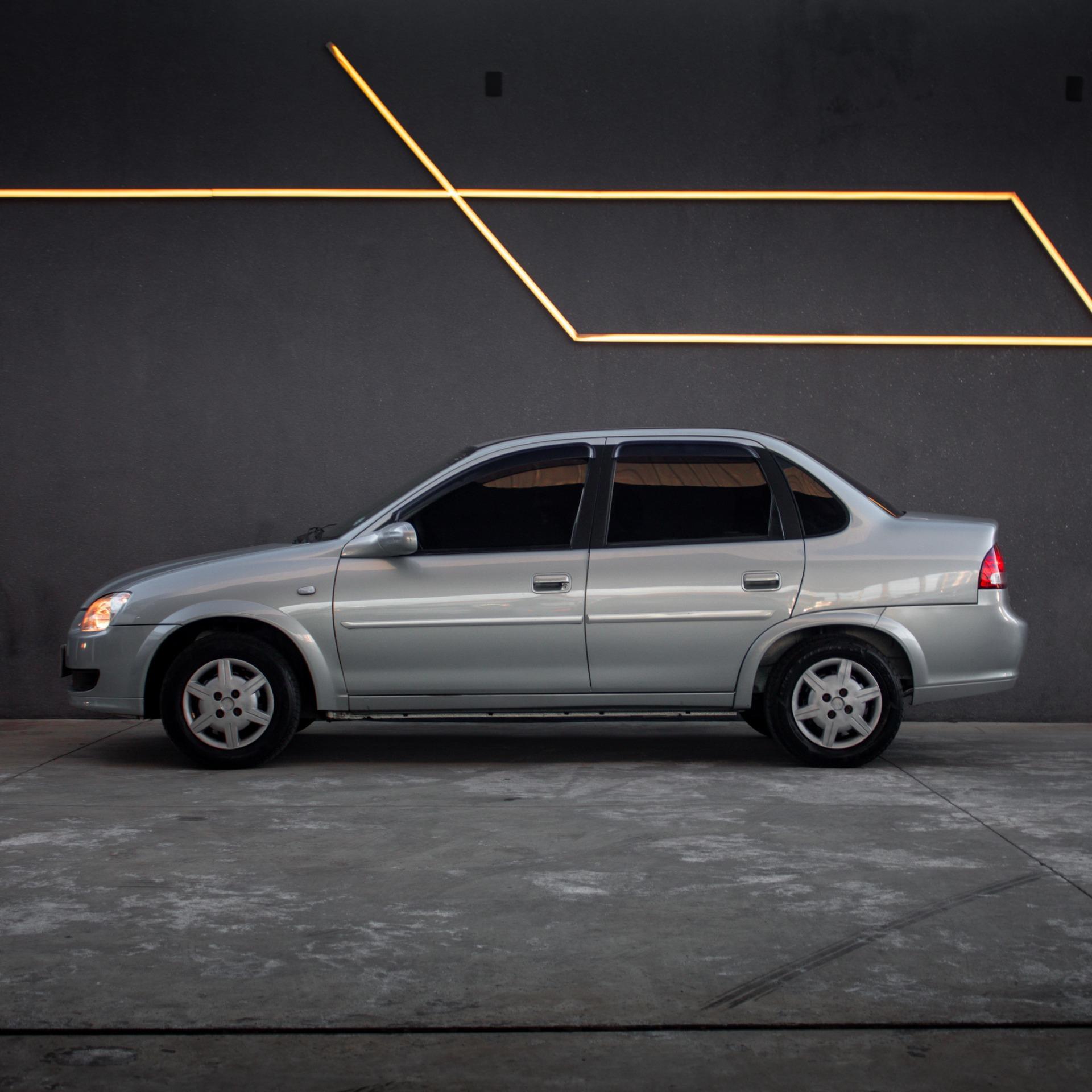 CHEVROLET Classic Sedan - Foto