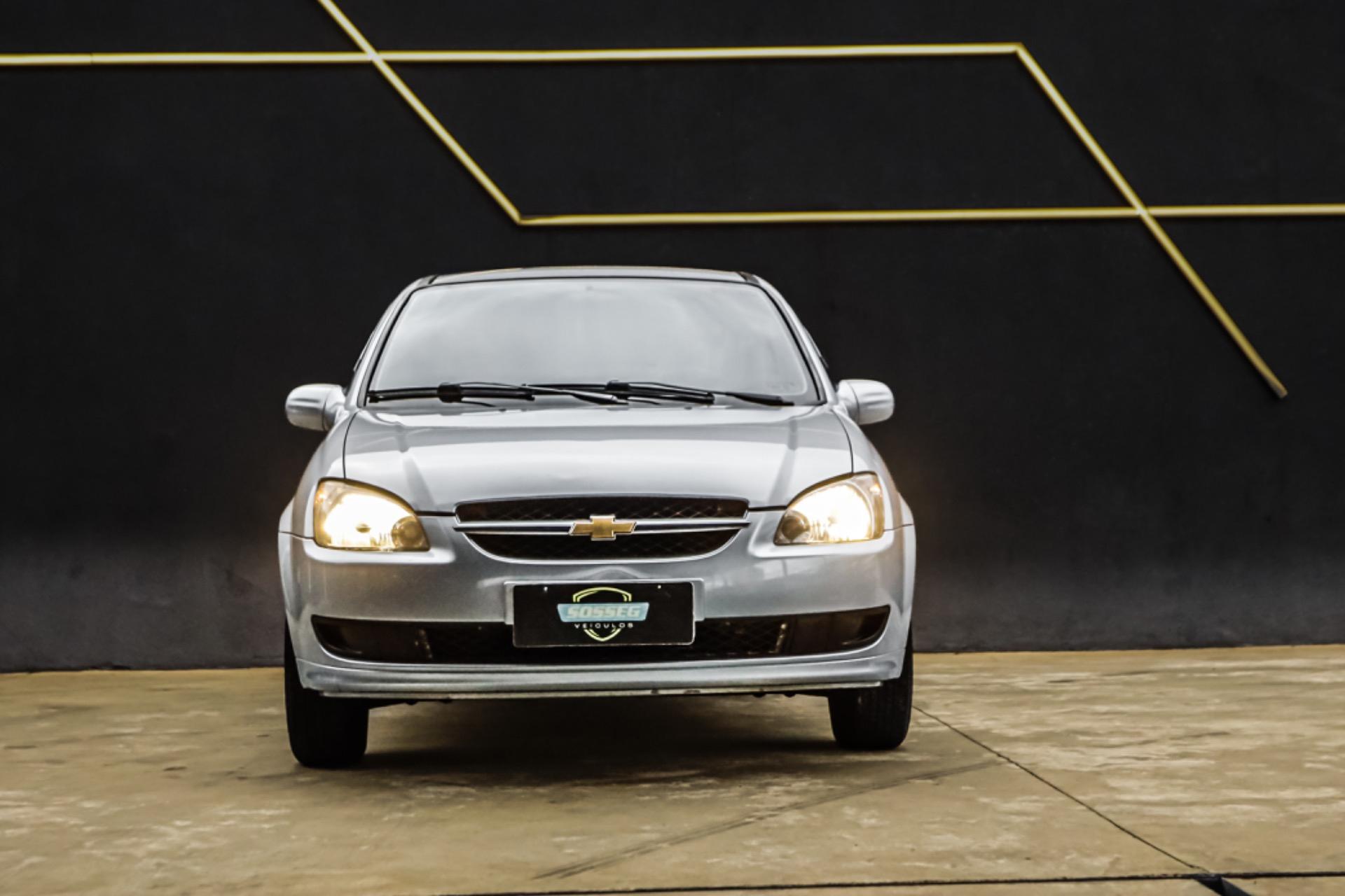 CHEVROLET Classic Sedan - Foto