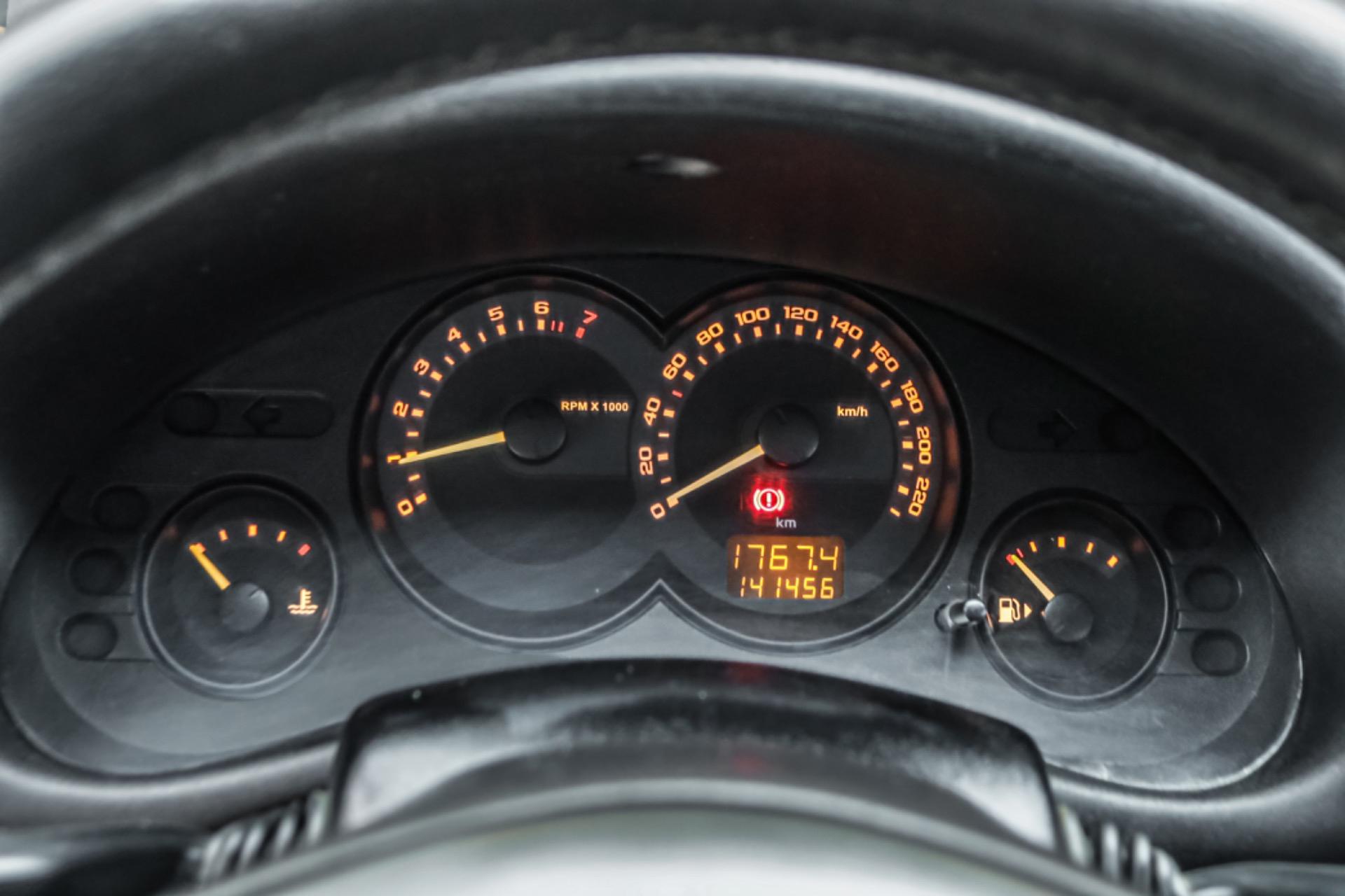 CHEVROLET Classic Sedan - Foto