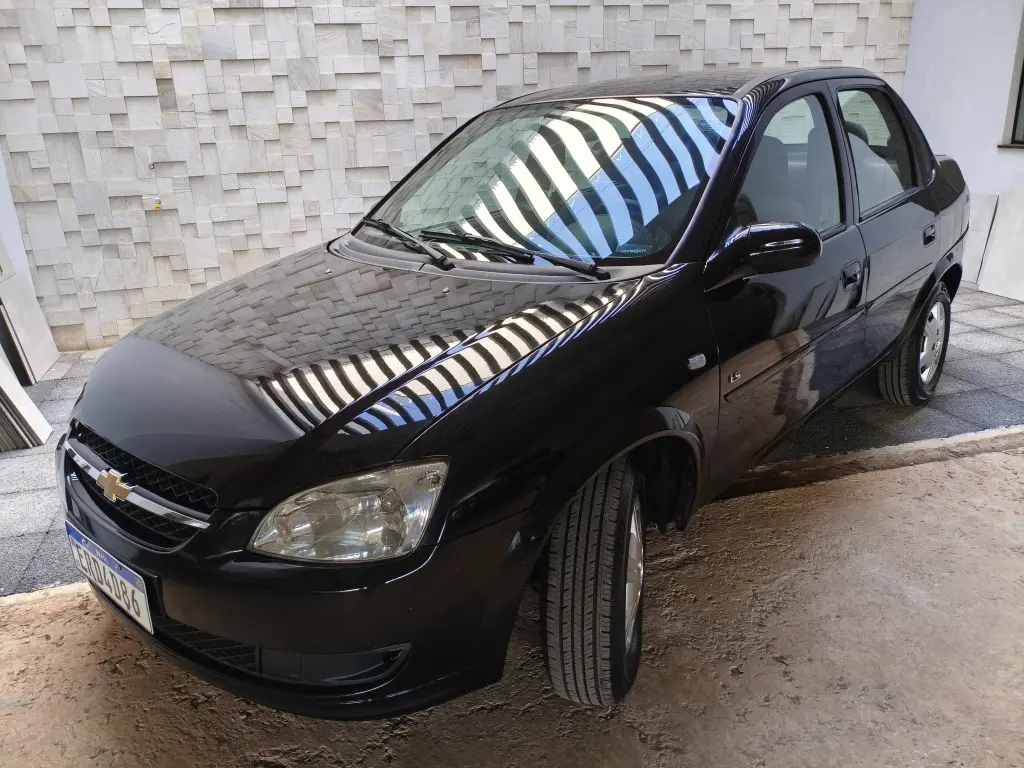 CHEVROLET Classic Sedan - Foto