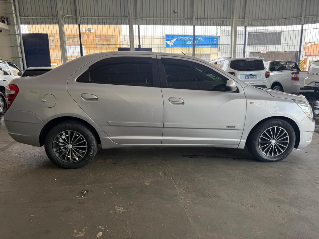 CHEVROLET Cobalt - Foto