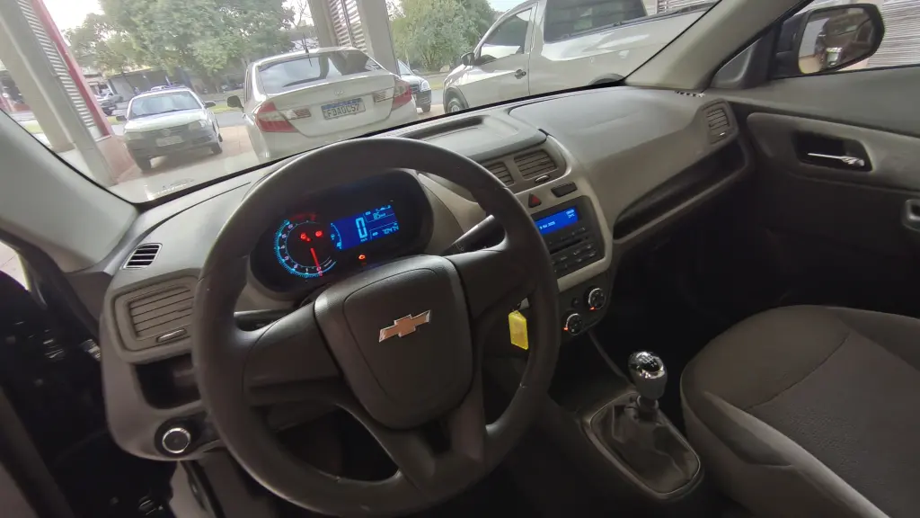 CHEVROLET Cobalt - Foto