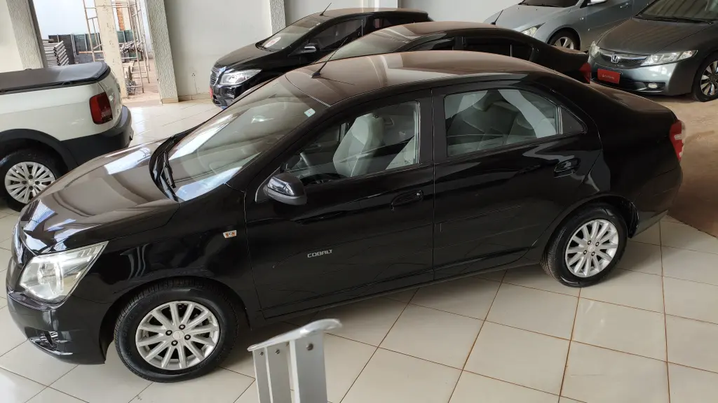 CHEVROLET Cobalt - Foto