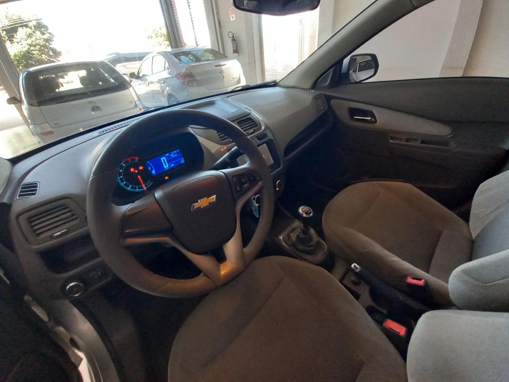 CHEVROLET Cobalt - Foto