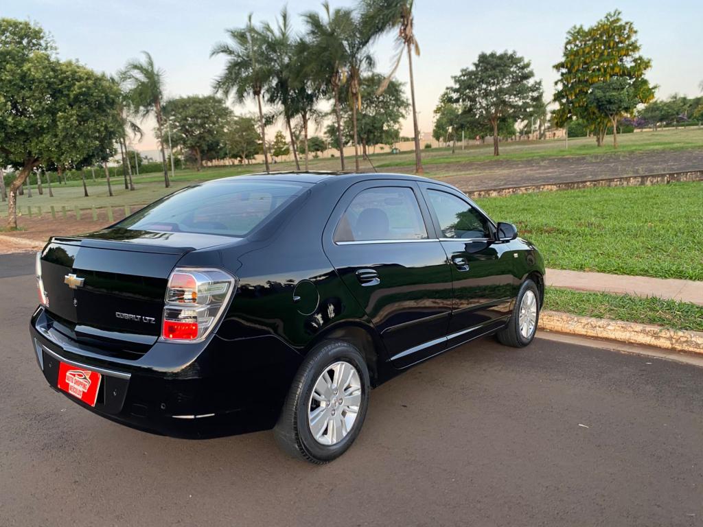 CHEVROLET Cobalt - Foto