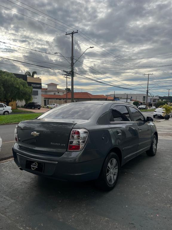 CHEVROLET Cobalt - Foto