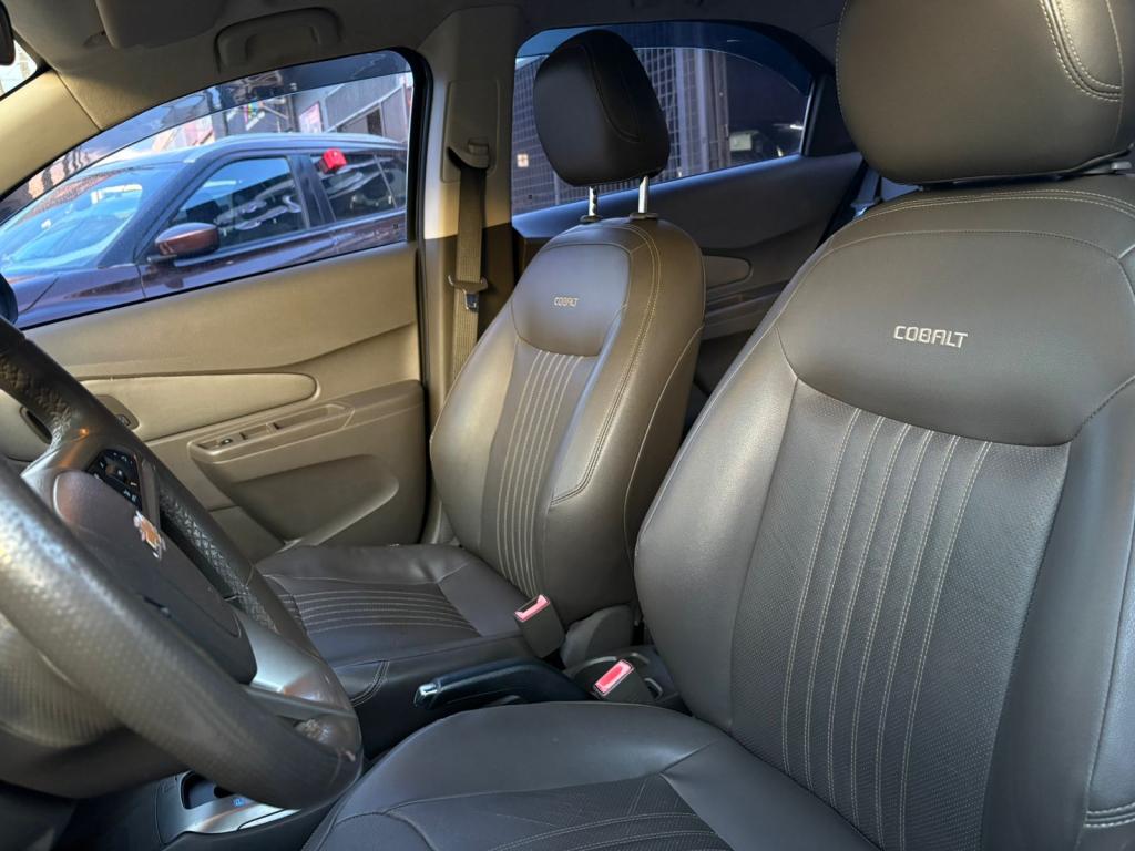 CHEVROLET Cobalt - Foto