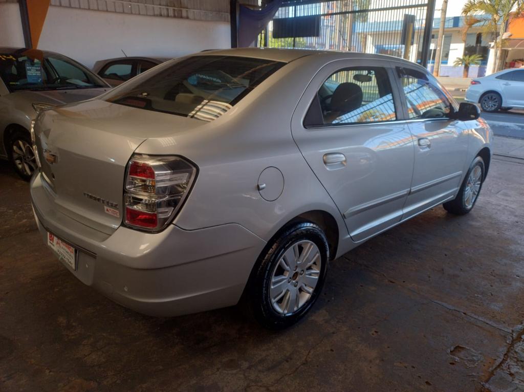 CHEVROLET Cobalt - Foto