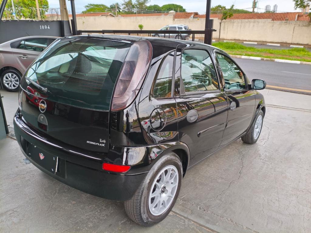 CHEVROLET Corsa Hatch - Foto