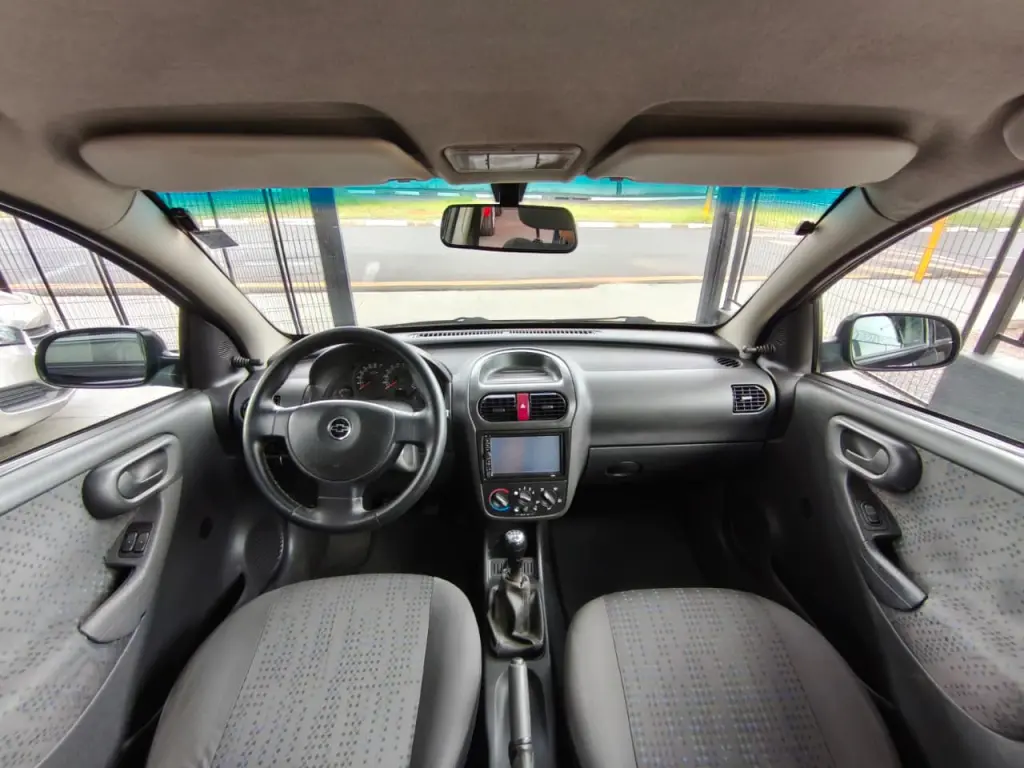 CHEVROLET Corsa Hatch - Foto