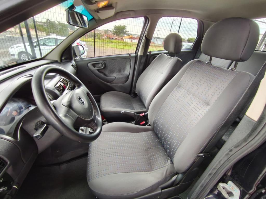 CHEVROLET Corsa Hatch - Foto