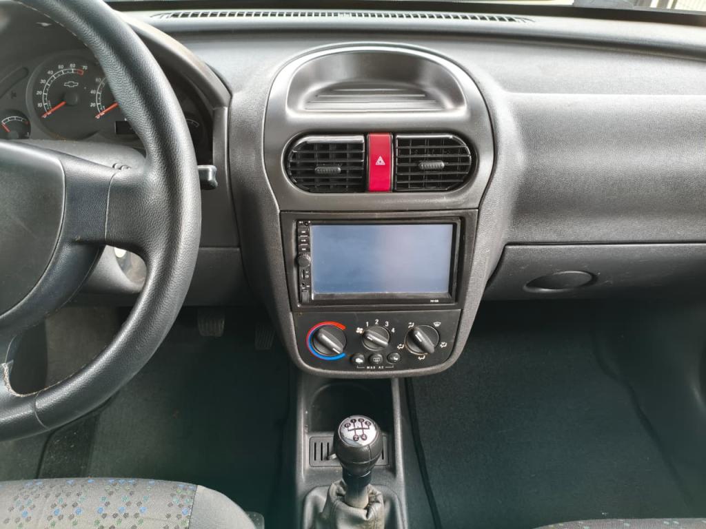 CHEVROLET Corsa Hatch - Foto