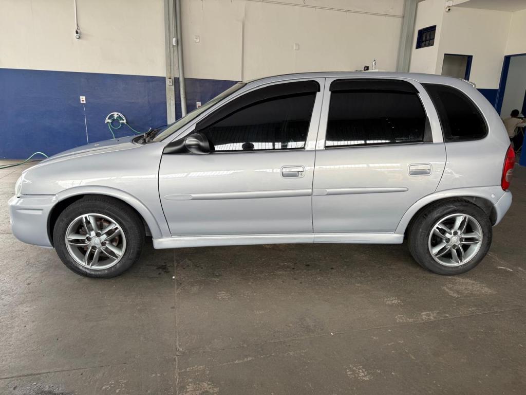 CHEVROLET Corsa Hatch - Foto