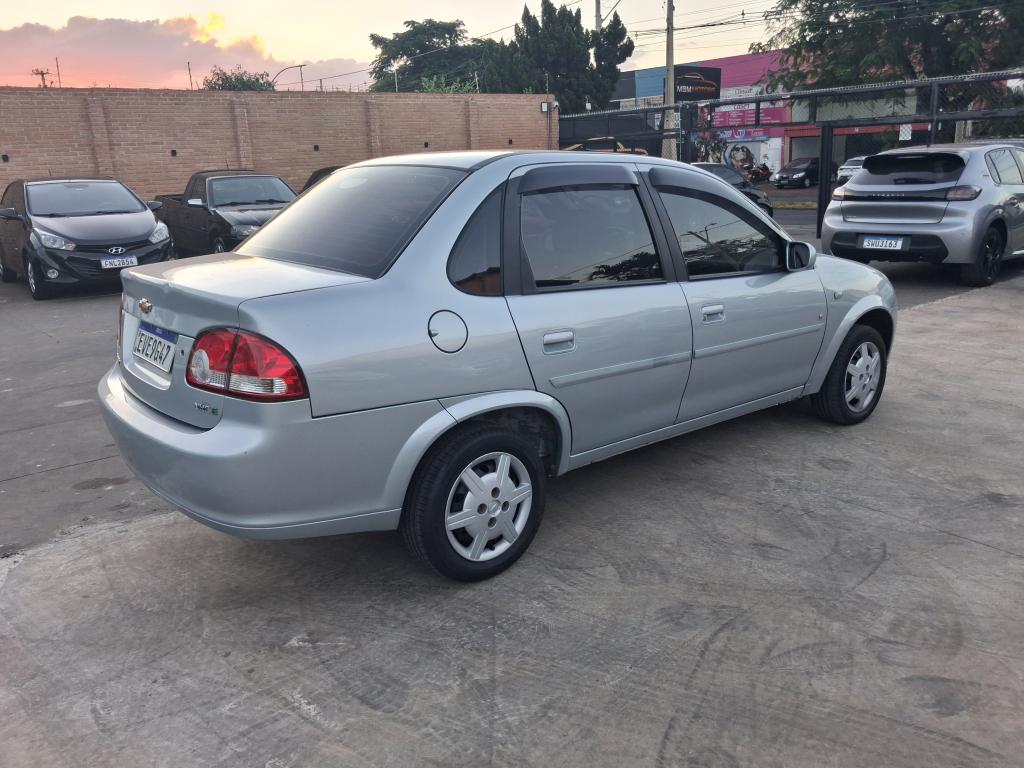 CHEVROLET Corsa Sedan - Foto