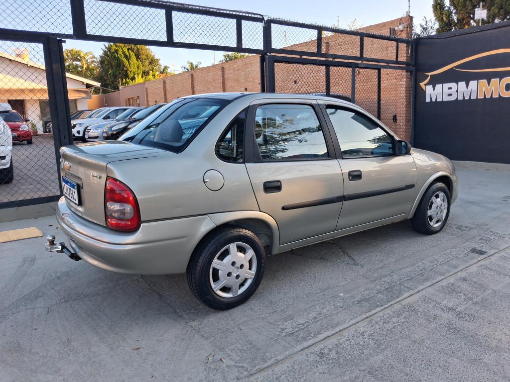 CHEVROLET Corsa Sedan - Foto