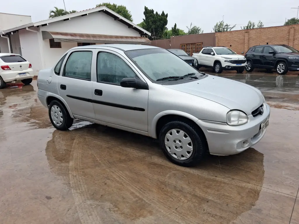 CHEVROLET Corsa Sedan
