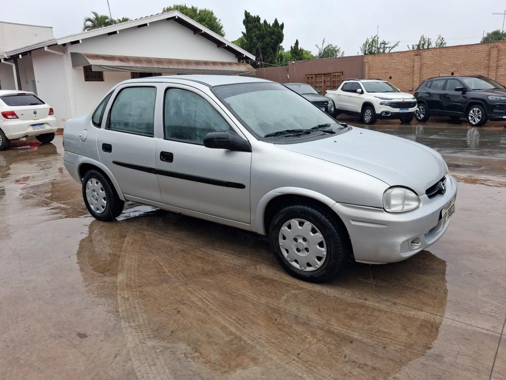 CHEVROLET Corsa Sedan