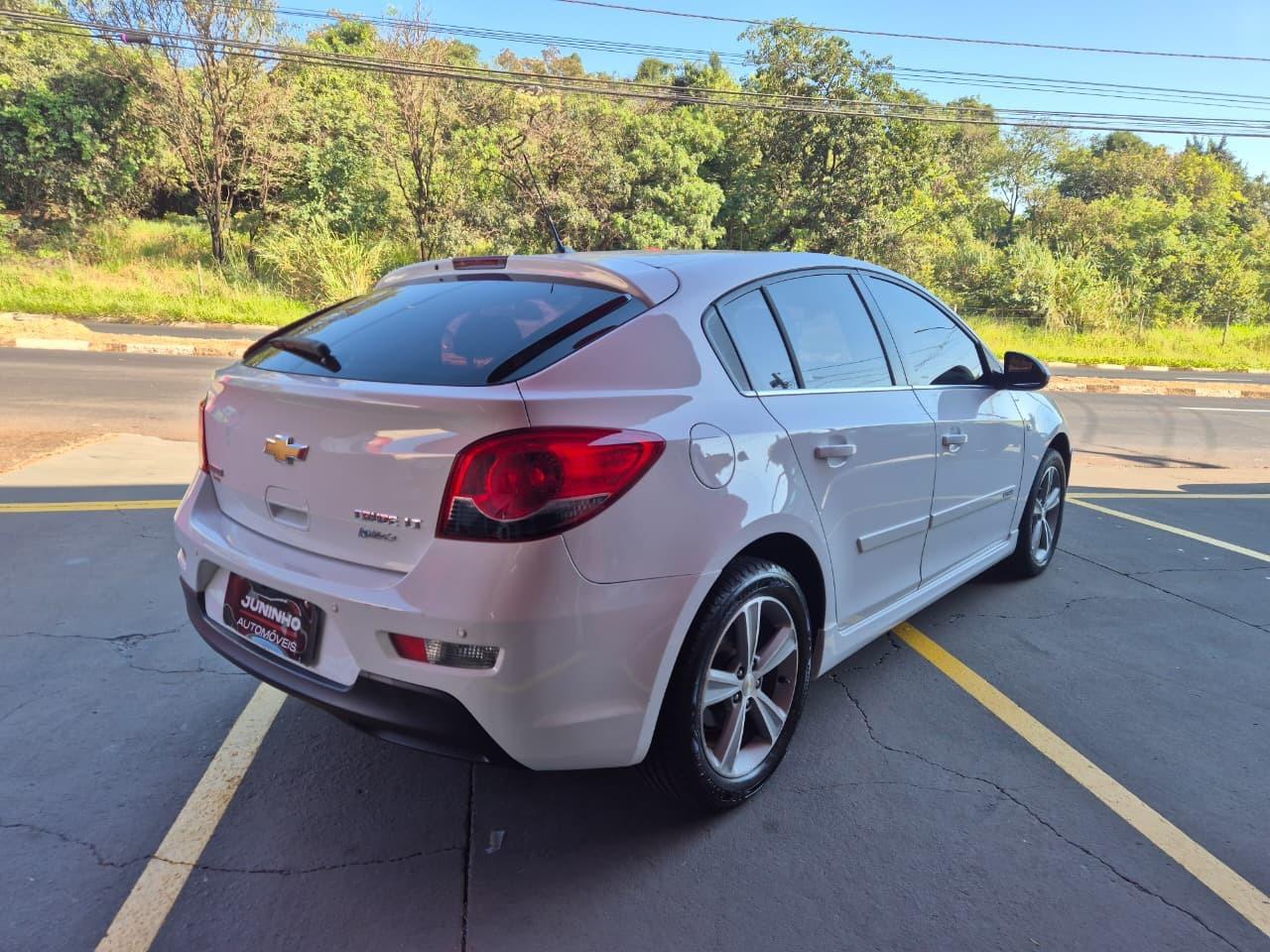 CHEVROLET Cruze Hatch - Foto
