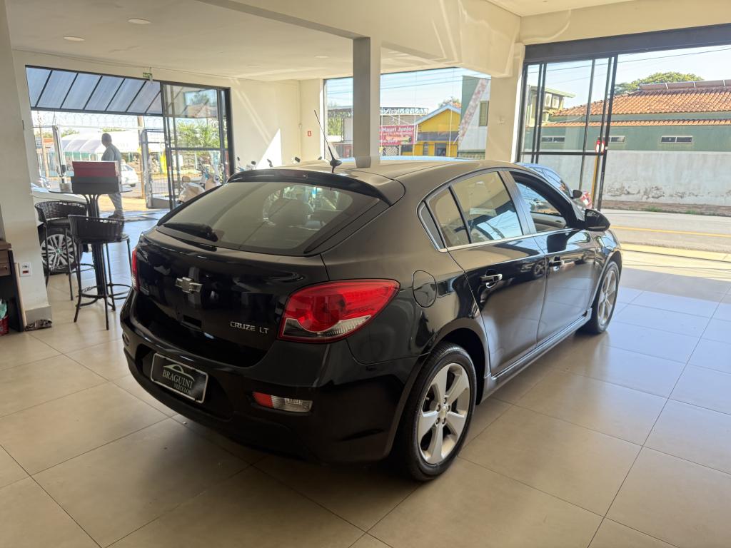CHEVROLET Cruze Hatch - Foto
