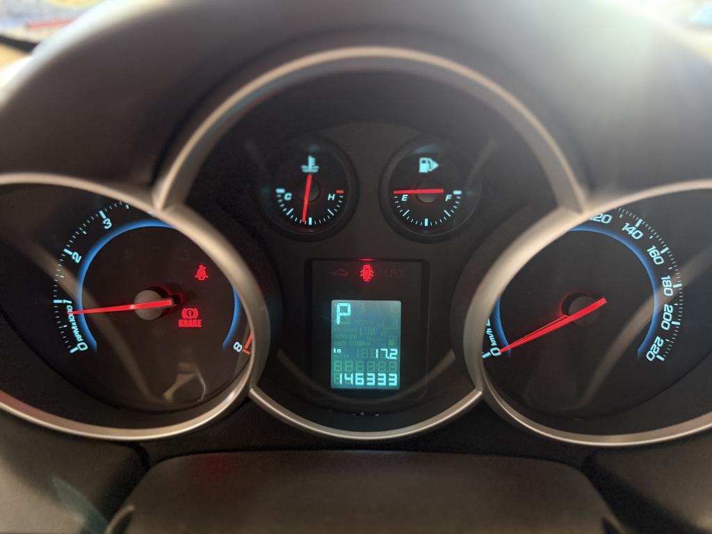CHEVROLET Cruze Hatch - Foto