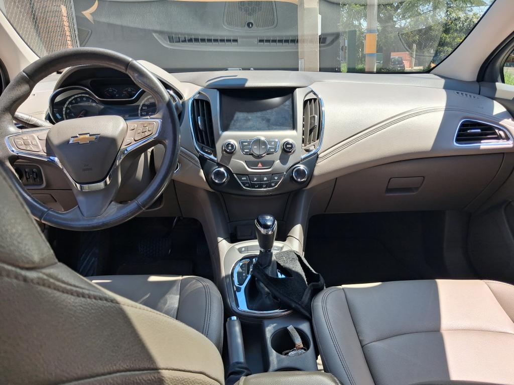 CHEVROLET Cruze Hatch - Foto