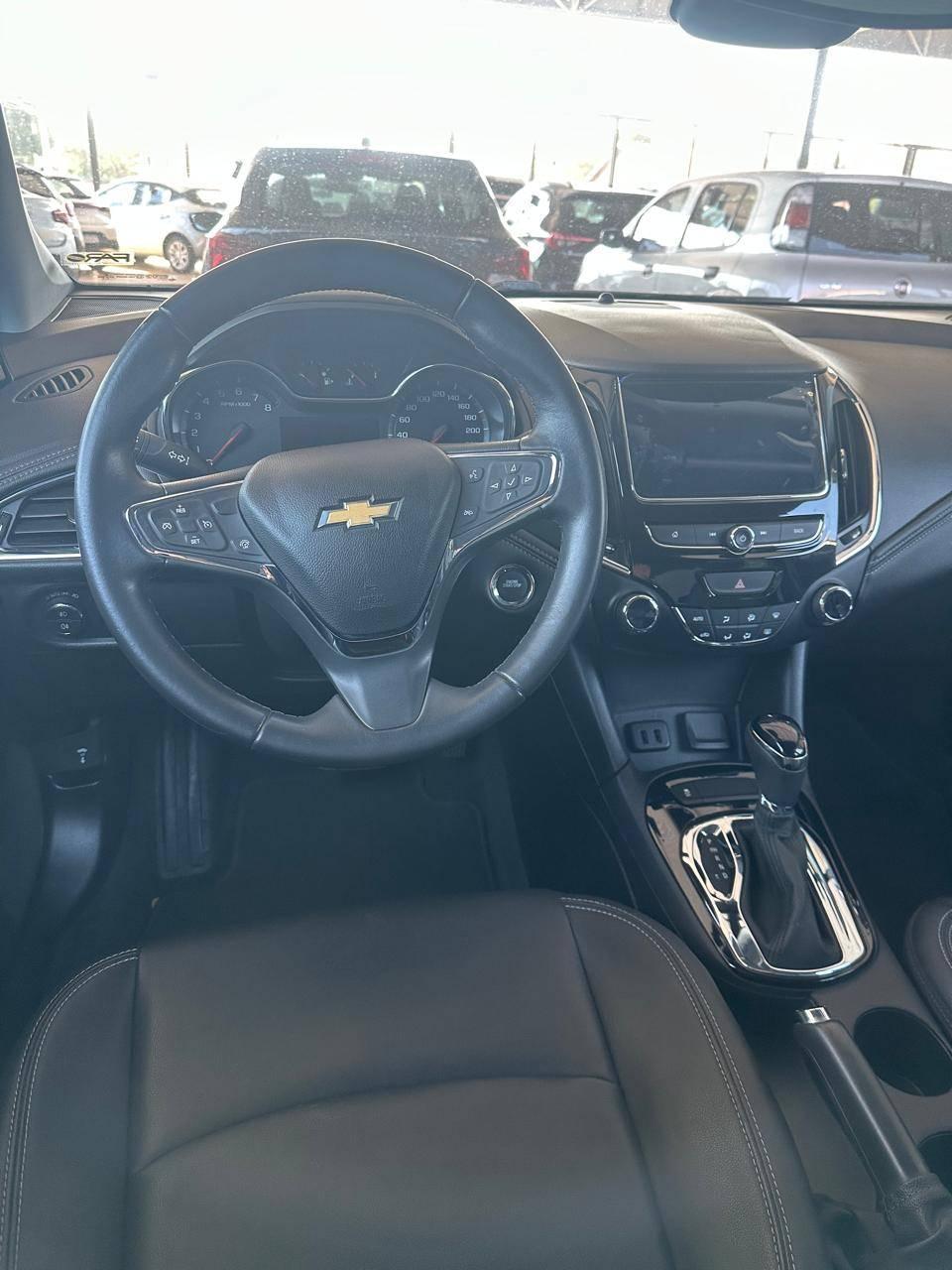 CHEVROLET Cruze Sedan - Foto