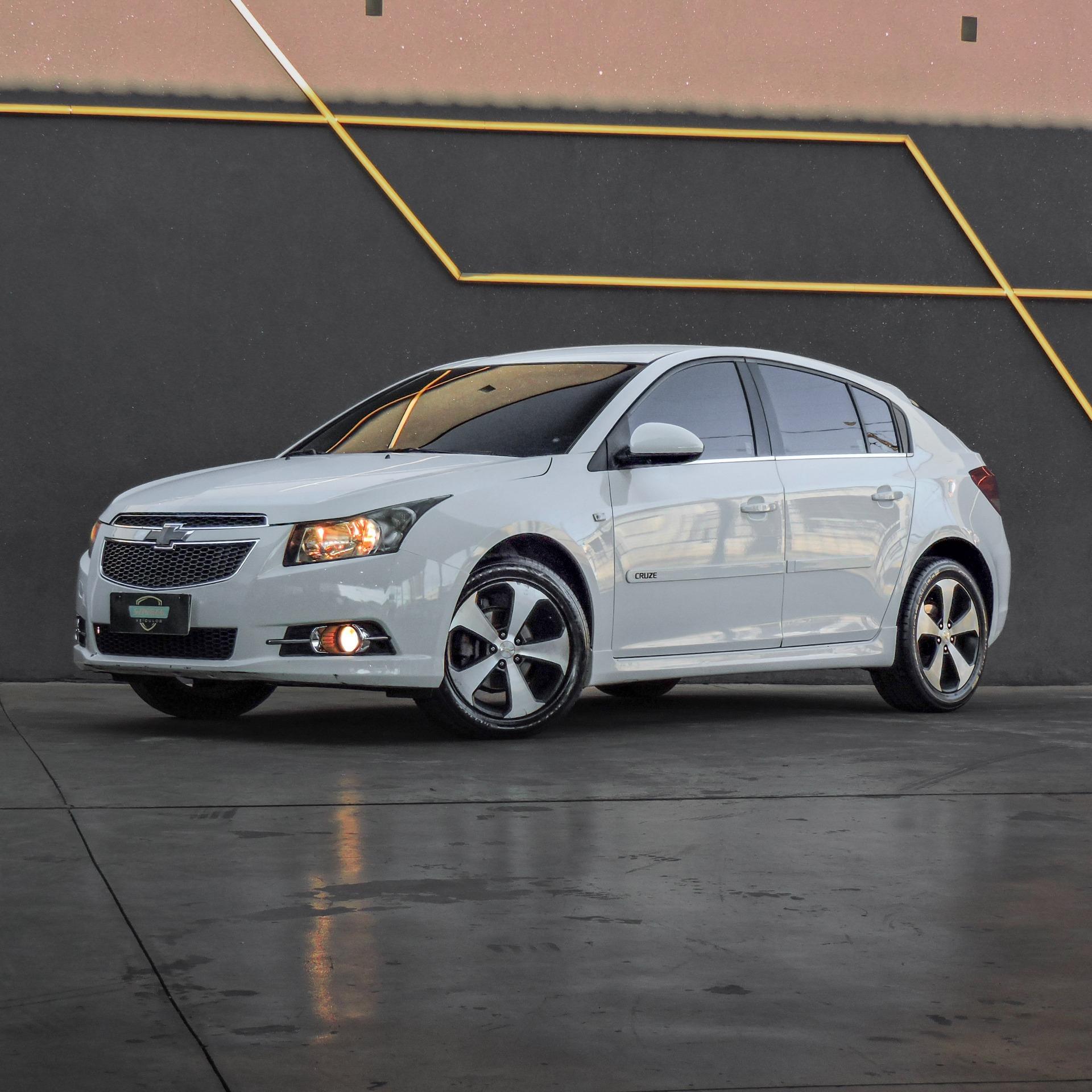CHEVROLET Cruze Sedan - Foto