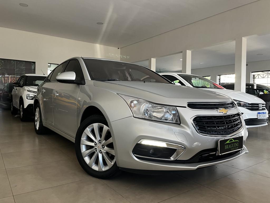 CHEVROLET Cruze Sedan - Foto