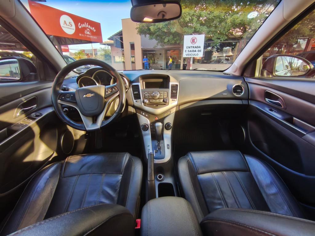 CHEVROLET Cruze Sedan - Foto