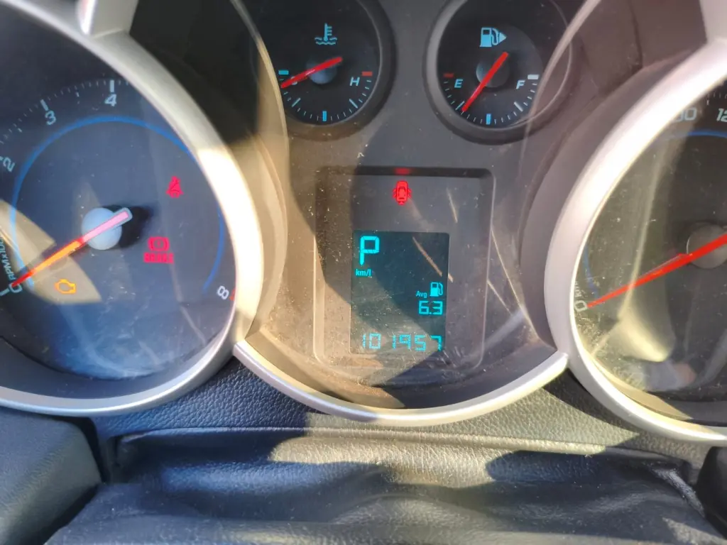 CHEVROLET Cruze Sedan - Foto