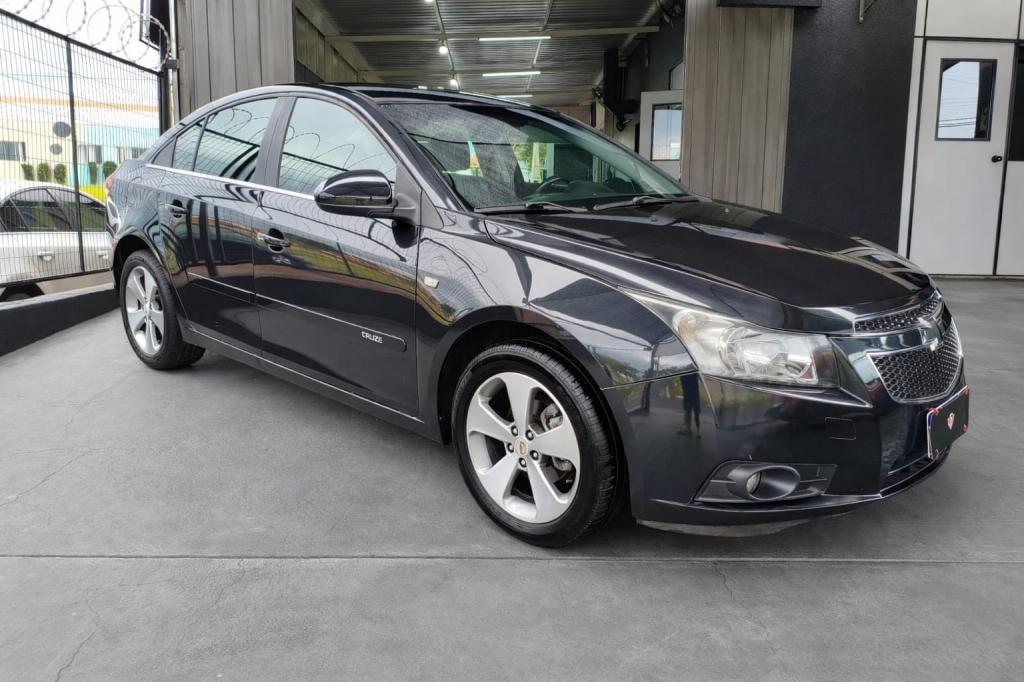 CHEVROLET Cruze Sedan - Foto