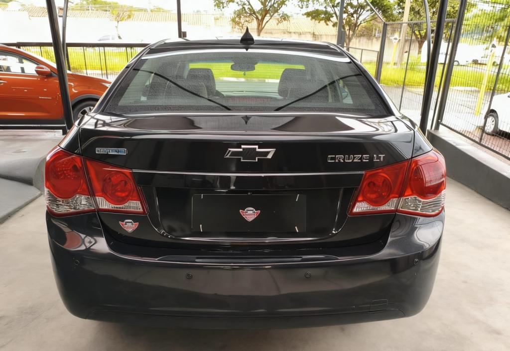 CHEVROLET Cruze Sedan - Foto