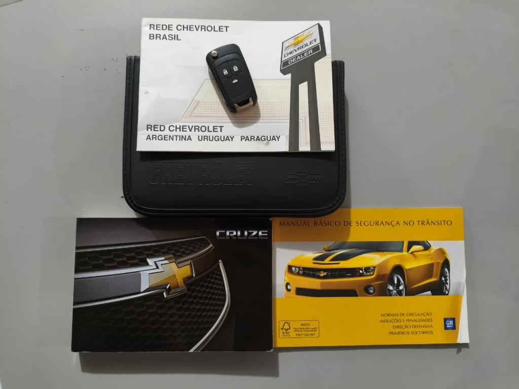 CHEVROLET Cruze Sedan - Foto