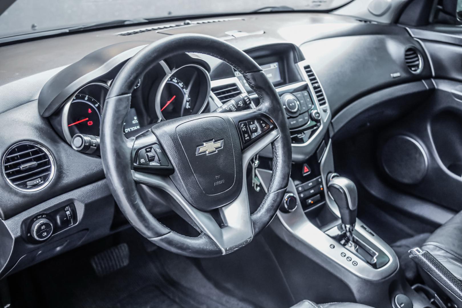 CHEVROLET Cruze Sedan - Foto