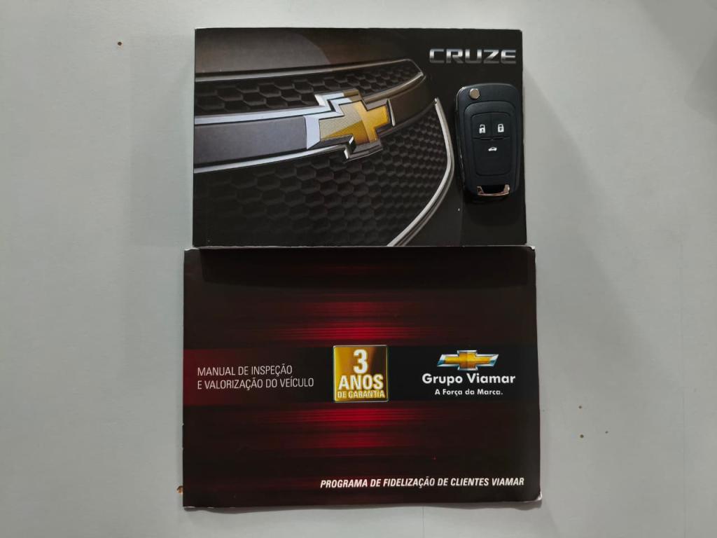 CHEVROLET Cruze Sedan - Foto