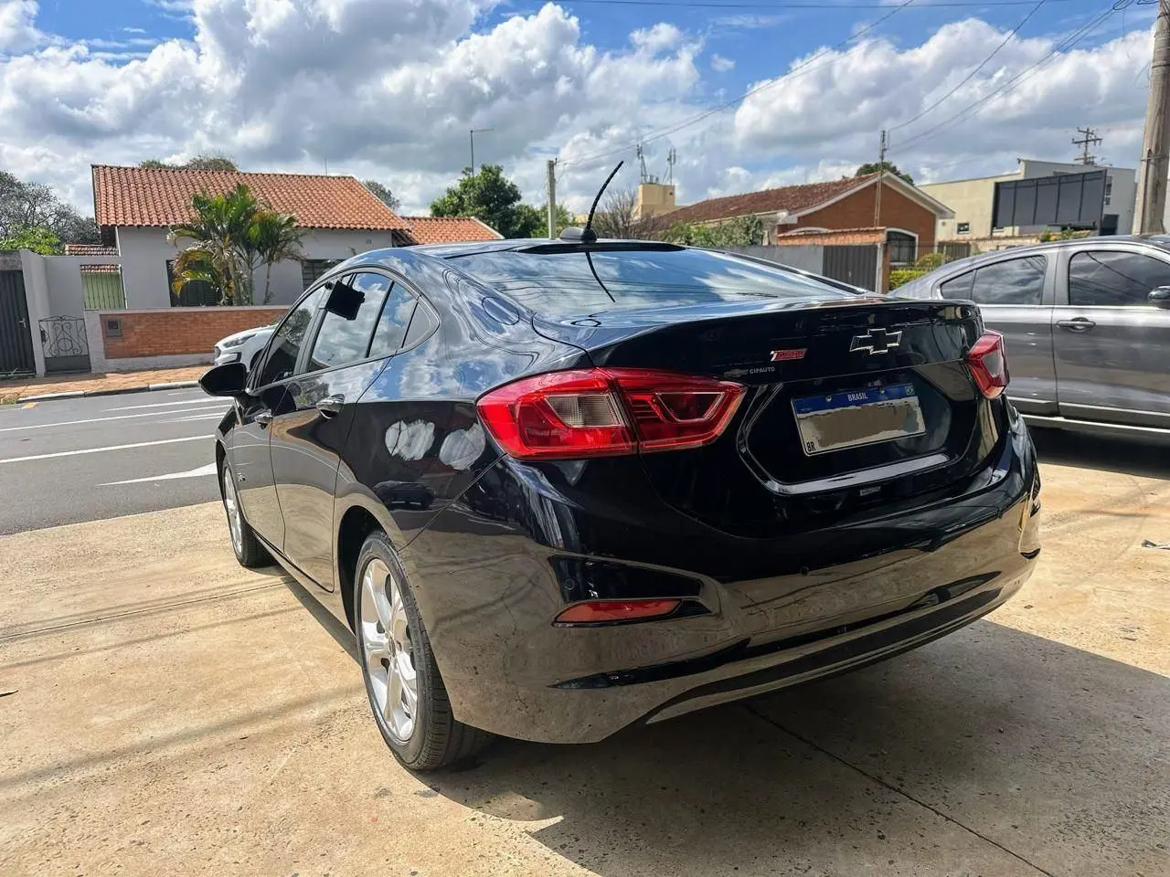 CHEVROLET Cruze Sedan - Foto